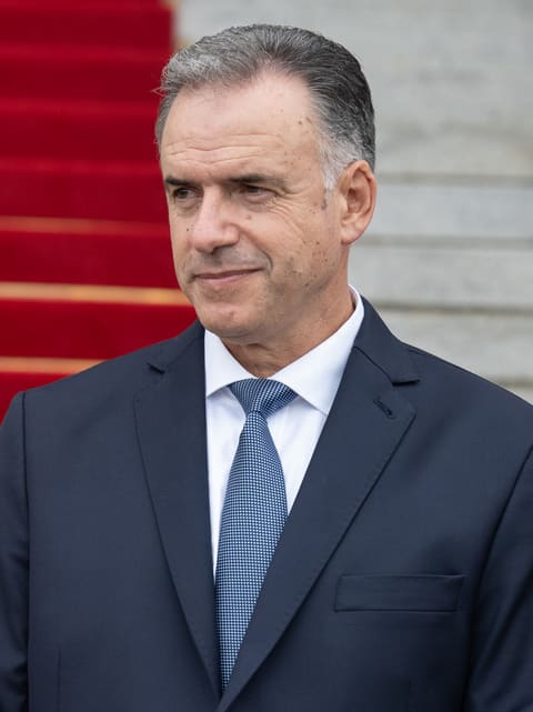 Portrait of Yamandú Orsi